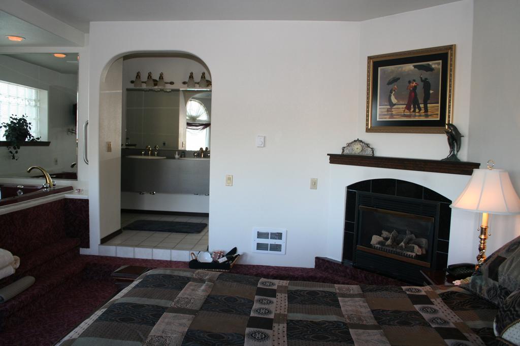 Breakers Boutique Inn Westport WA 98595 3602680848 Hostels